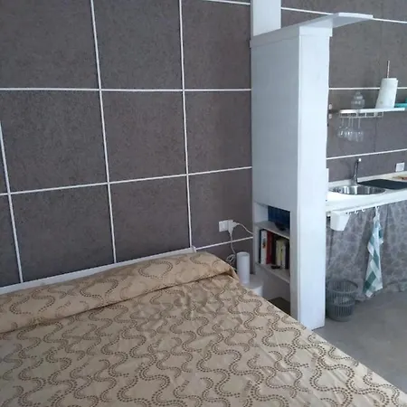 펜션 Cuntarati Nature Tourism - Simeto Etna 브론테