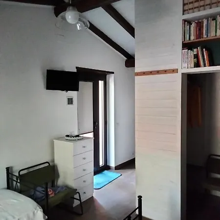 Cuntarati Nature Tourism - Simeto Etna 브론테