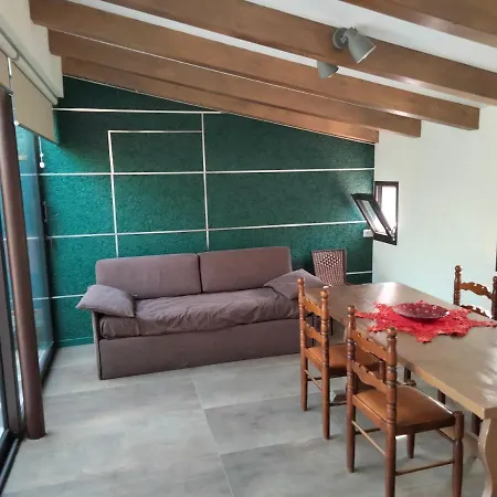 펜션 Cuntarati Nature Tourism - Simeto Etna 브론테