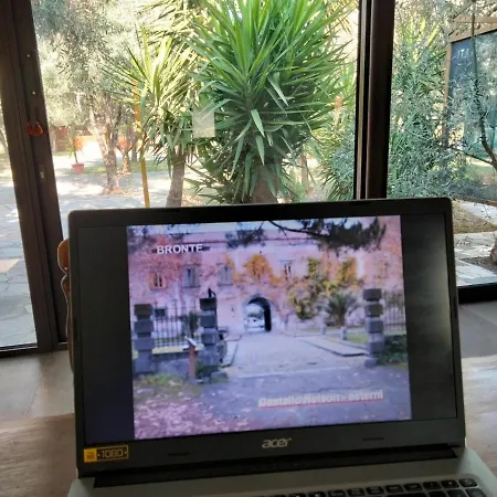 펜션 Cuntarati Nature Tourism - Simeto Etna 브론테