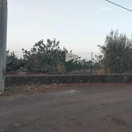 Cuntarati Nature Tourism - Simeto Etna 펜션 브론테