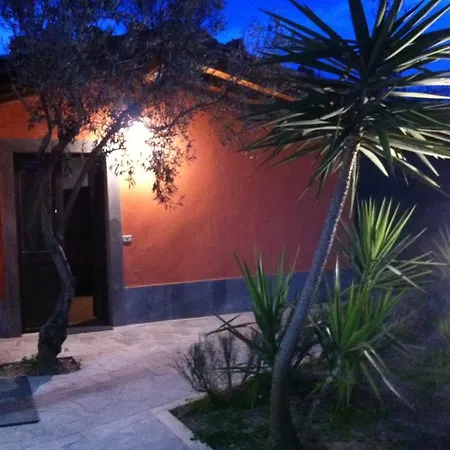 Cuntarati Nature Tourism - Simeto Etna 펜션 *