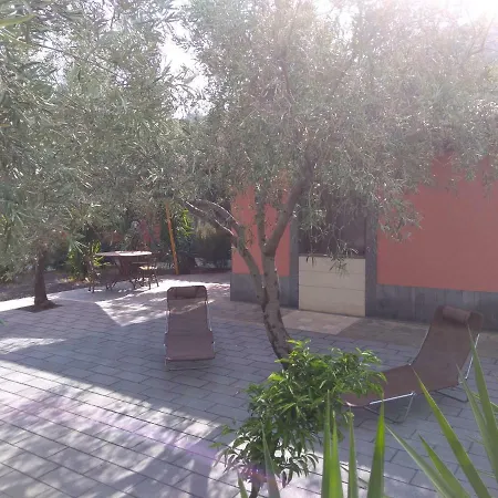 Cuntarati Nature Tourism - Simeto Etna 펜션